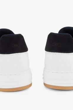 Outlet Baskets Blanches Bicolores En Cuir Homme Sneakers