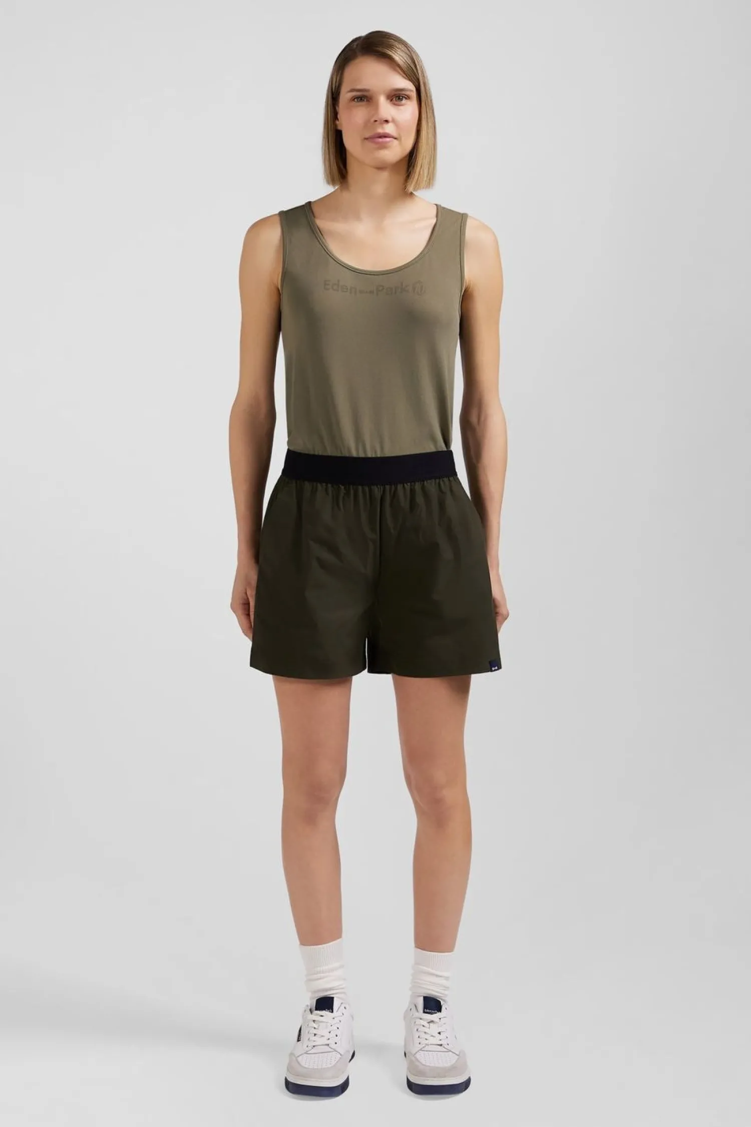 Online hort De port Kaki Femme Pantalons Et Shorts